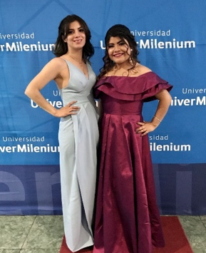 (Español) ¡2 nuevas graduaciones de Universidad!